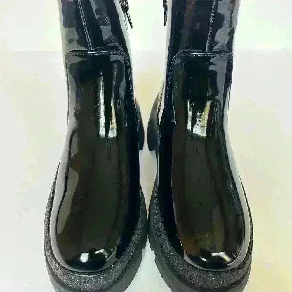 NEW! Steve Madden Kids' Trap Boot in Black Patent Boot - Picture 3 of 8